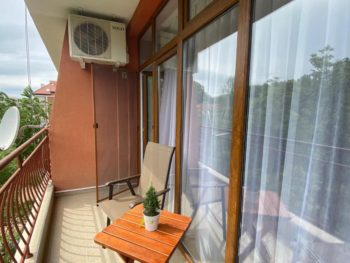 Anita B16 Studio Pantai Sunny Luaran gambar